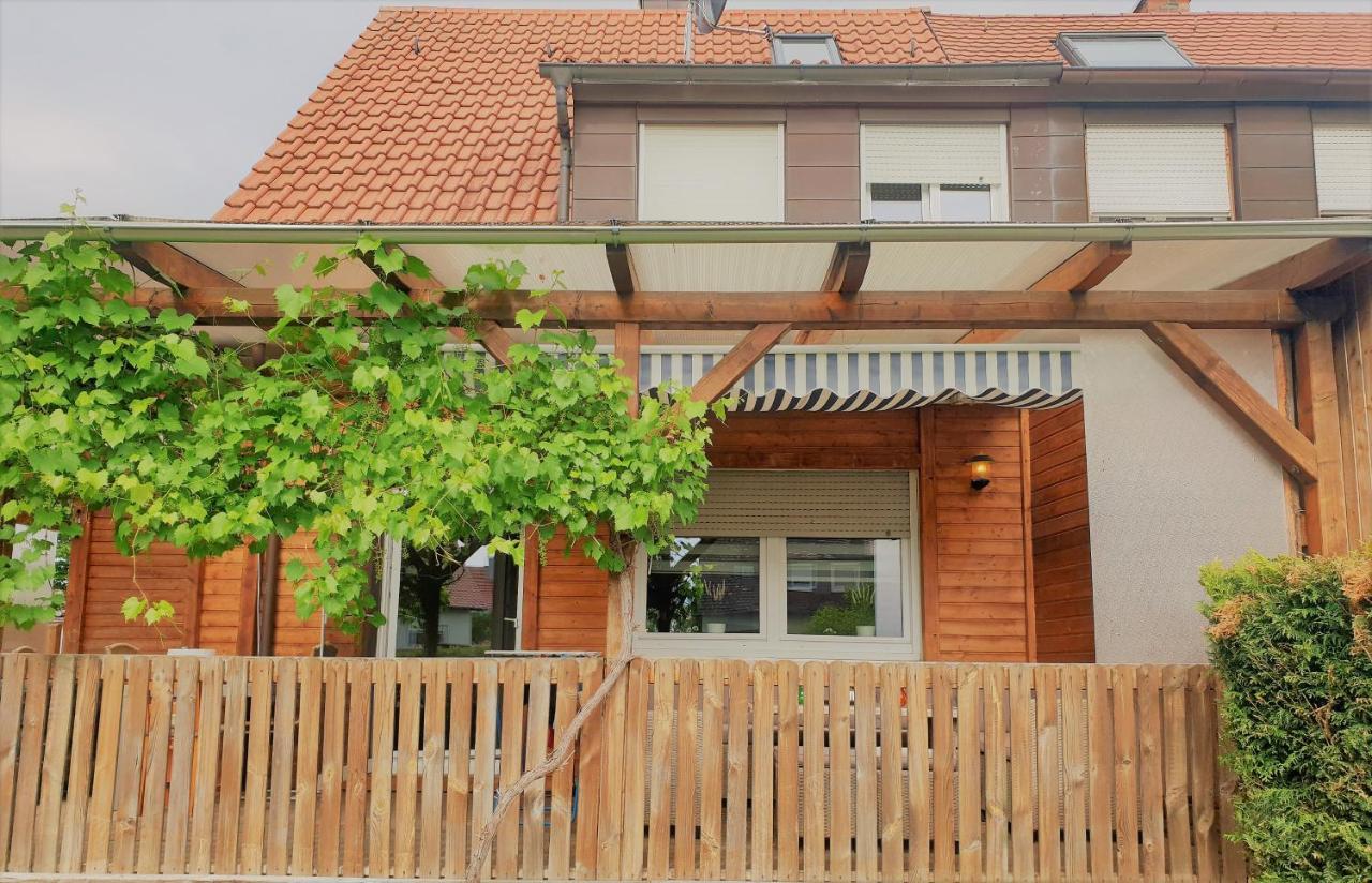 Familienfreundliches Ferienhaus Amara Mit Garten Und Terrasse - Friedrichshafen Am Bodensee מראה חיצוני תמונה